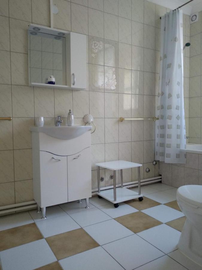 Fuege Vendeghaz Hotel Miskolc Buitenkant foto